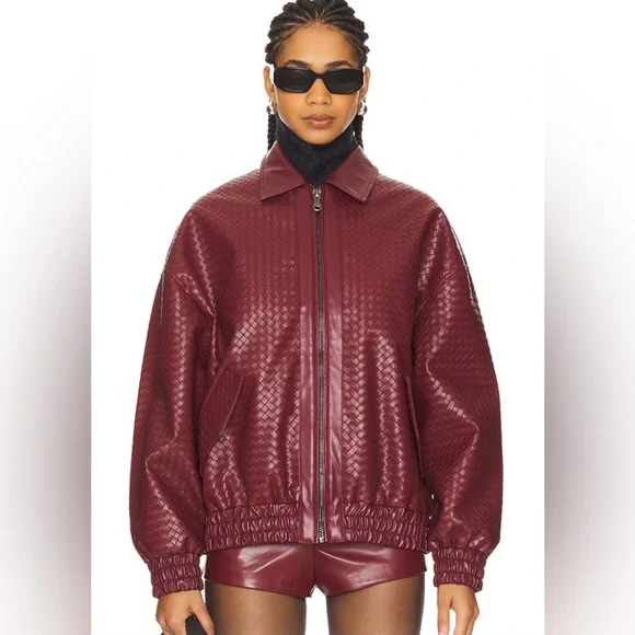 Kenny Bomber in Burgundy
LIONESS - Picture 2 of 5
